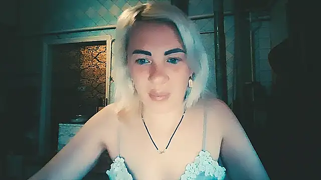 EmmaCat  online show from 24, 4, 2026