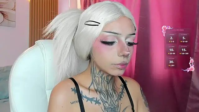 Snapshot of KoraRousee chatting on 12, 6, 2026 KoraRousee online show from 12, 6, 2026