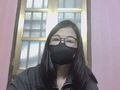 AmyChan086 online show from 19, 12, 2025