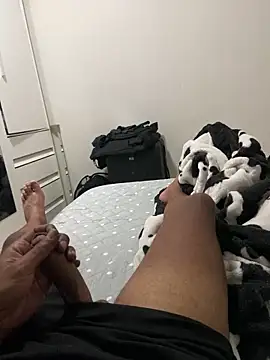 Snapshot of Morenolatino881 chatting on 2, 12, 2025 Morenolatino881 online show from 2, 12, 2025