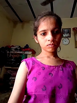 Saloni-Gupta online show from 17, 10, 2025