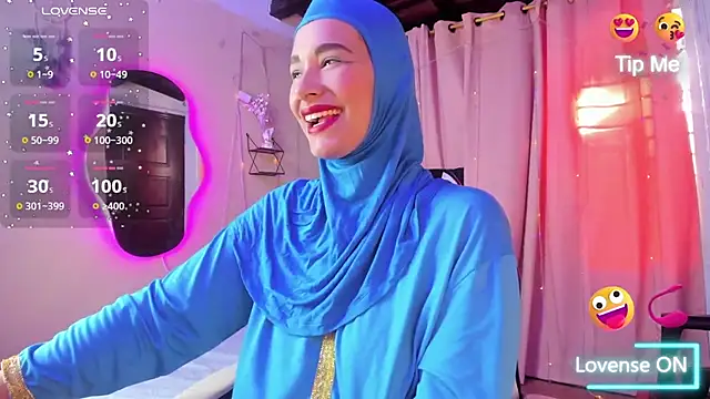 ShanaJamil online show from 30, 10, 2025