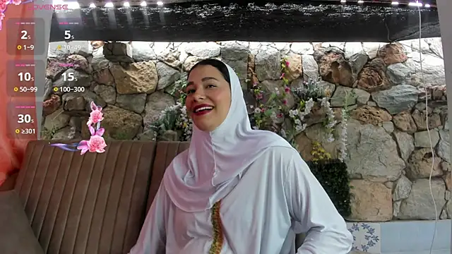 ShanaJamil online show from 9, 6, 2026