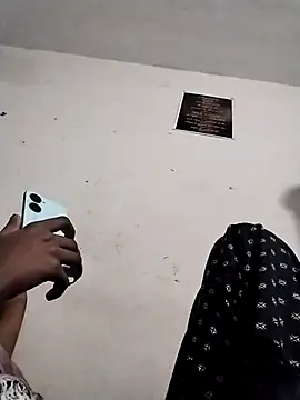 Snapshot of Rapunzal chatting on 23, 10, 2025 Rapunzal online show from 23, 10, 2025