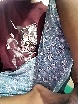 Snapshot of Rapunzal chatting on 24, 10, 2025 Rapunzal online show from 24, 10, 2025