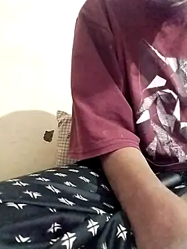 Snapshot of Rapunzal chatting on 7, 11, 2025 Rapunzal online show from 7, 11, 2025