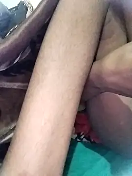 Snapshot of Rapunzal chatting on 13, 11, 2025 Rapunzal online show from 13, 11, 2025