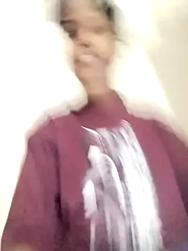 Snapshot of Rapunzal chatting on 25, 11, 2025 Rapunzal online show from 25, 11, 2025