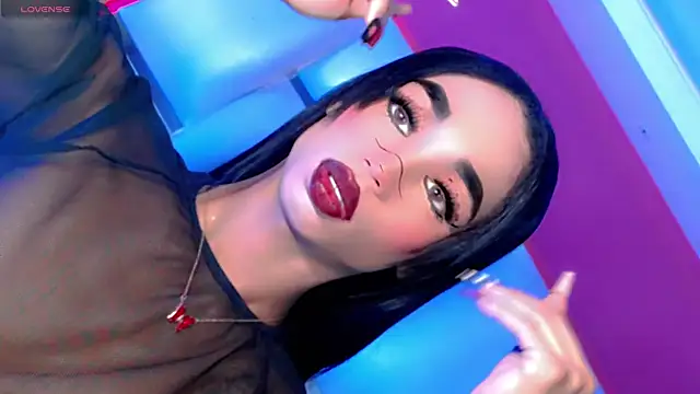 Snapshot of JessiscaWalker chatting on 21, 11, 2025 JessiscaWalker online show from 21, 11, 2025