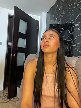 Isabella Montoya online show from 20, 9, 2025