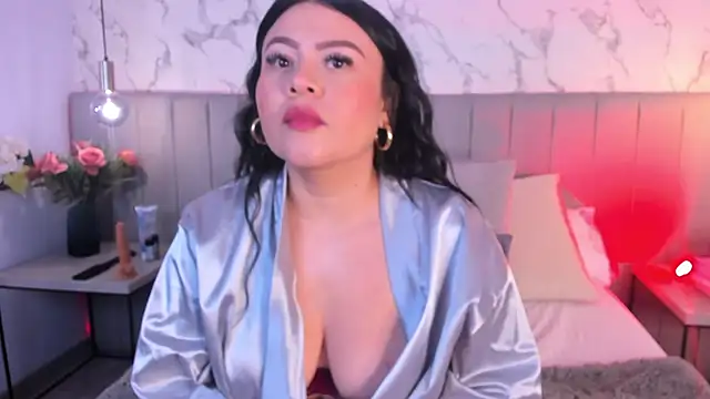 Amber Santana online show from 11, 10, 2025