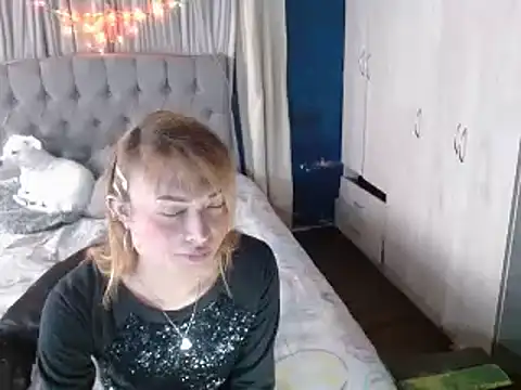 skarleth hot21 online show from 15, 9, 2025