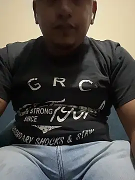 Snapshot of dannybs05 chatting on 17, 11, 2025 dannybs05 online show from 17, 11, 2025