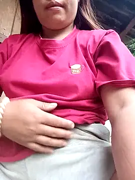 Luyen004 online show from 16, 4, 2026