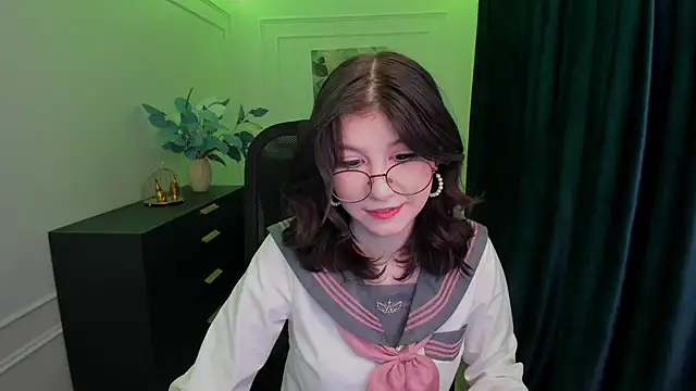 MeLLSawertyq online show from 23, 9, 2025