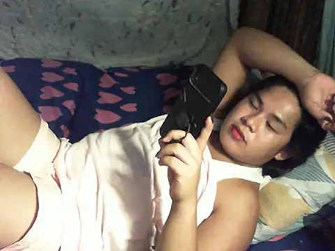 Huntrix2025 online show from 27, 10, 2025