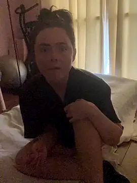 Snapshot of Mia_Winters chatting on 15, 11, 2025 Mia Winters online show from 15, 11, 2025