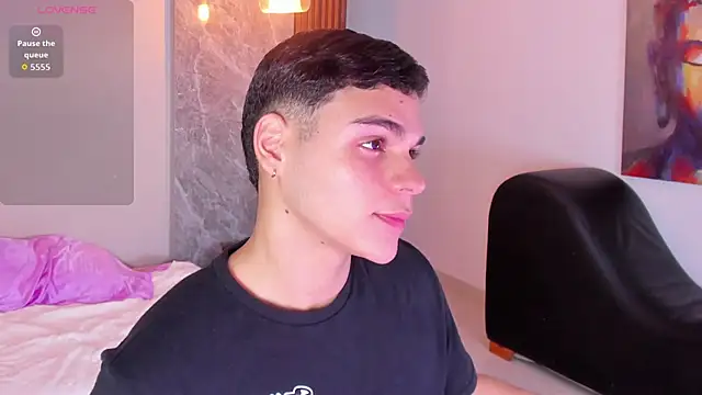 james jonnes online show from 19, 9, 2025