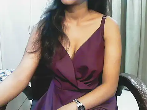 Snapshot of short_girl_ chatting on 17, 11, 2025 short girl online show from 17, 11, 2025