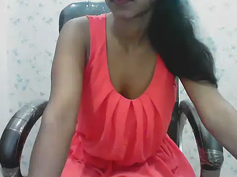 short girl  online show from 23, 5, 2026