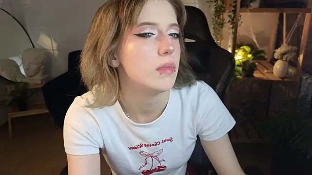 MorgyAsuna  online show from 5, 11, 2025