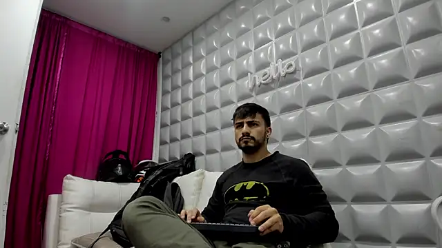 Jack Daniel   online show from 15, 10, 2025