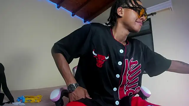 Snapshot of jordan_mm420 chatting on 13, 10, 2025 jordan mm420 online show from 13, 10, 2025