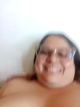 Snapshot of Chiki_hot92 chatting on 22, 10, 2025 Chiki hot92 online show from 22, 10, 2025