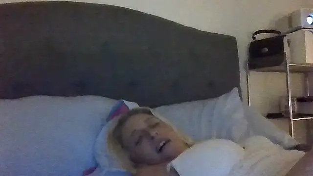 Snapshot of JemTastic chatting on 29, 9, 2025 JemTastic online show from 29, 9, 2025