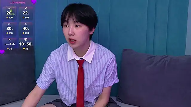 HeejinWang online show from 23, 5, 2026