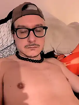 Snapshot of cruiserpup chatting on 29, 11, 2025 cruiserpup online show from 29, 11, 2025