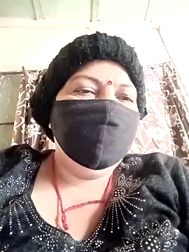 Love-890 online show from 4, 12, 2025