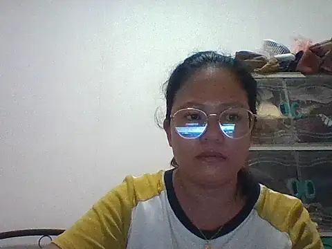 Snapshot of asian_hope1 chatting on 29, 9, 2025 asian hope1 online show from 29, 9, 2025