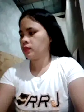 Snapshot of sweet_bella16 chatting on 21, 10, 2025 sweet bella16 online show from 21, 10, 2025