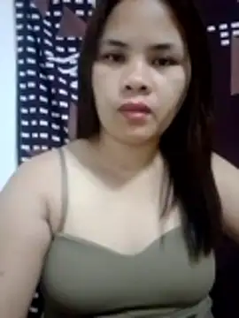 Snapshot of sweet_bella16 chatting on 30, 11, 2025 sweet bella16 online show from 30, 11, 2025