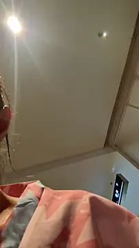 Snapshot of lulu5211 chatting on 27, 10, 2025 lulu5211 online show from 27, 10, 2025