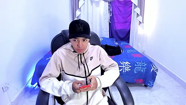Hunteer Boy online show from 18, 10, 2025