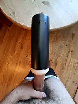 Chrisss1995 online show from 18, 9, 2025