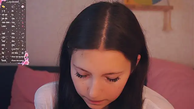 GabrielleLynchard online show from 27, 10, 2025