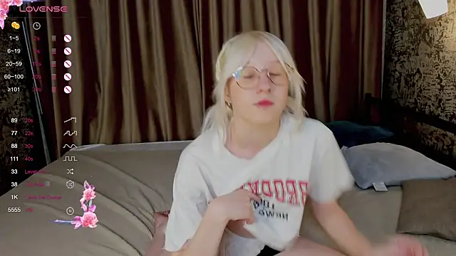 AlettaEve online show from 22, 9, 2025