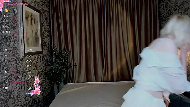 AlettaEve online show from 10, 10, 2025