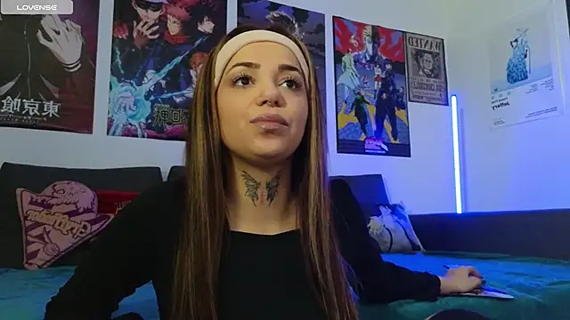 KiraQuinn1 online show from 5, 11, 2025