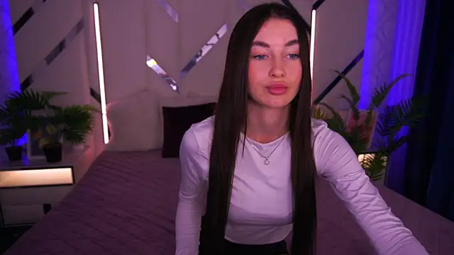 CherryyLulu online show from 5, 12, 2025