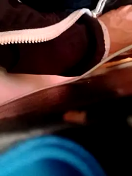 Snapshot of Dropepe1995 chatting on 25, 10, 2025 Dropepe1995 online show from 25, 10, 2025