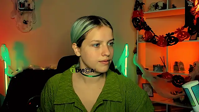 kaela spell  online show from 26, 10, 2025