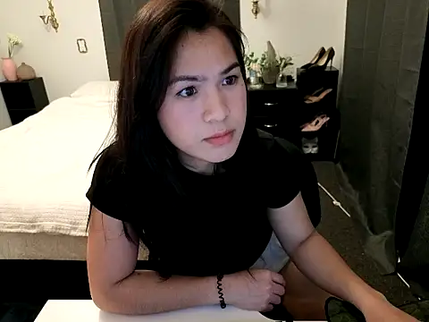 ZoeyJohnson online show from 24, 9, 2025