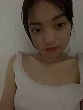 Snapshot of Bella_sexy98 chatting on 24, 10, 2025 Bella sexy98 online show from 24, 10, 2025