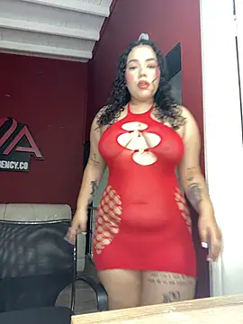 krisstenSantos online show from 26, 11, 2025