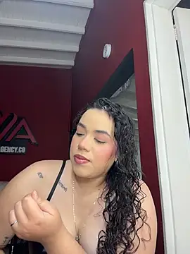 krisstenSantos online show from 16, 2, 2026