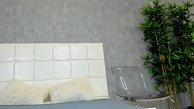 Snapshot of AmiraRees chatting on 27, 9, 2025 AmiraRees online show from 27, 9, 2025